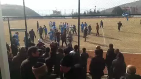 Amatör Maçta Kavga Amatör Maçta Kavga