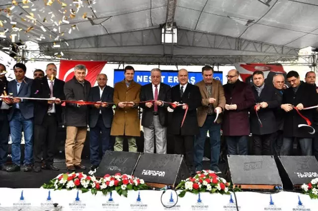 Neşet Ertaş'ın İsmi İzmir'de Yaşatılacak