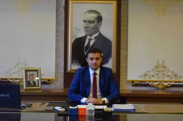 Kozluk'ta Başarılı Polislere Başarı Belgesi Verildi