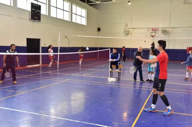 Osmaniye'de Okullar Arası Badminton İl Birinciliği