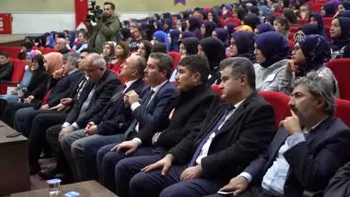 Ahmet Uluçay Sinema Günleri' Etkinliği Ahmet Uluçay Sinema Günleri' Etkinliği
