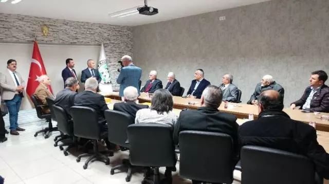 Sarıcaoğlu: 'Asırlar da Geçse Hizmetler Unutulmaz' Sarıcaoğlu: 'Asırlar da Geçse Hizmetler Unutulmaz'