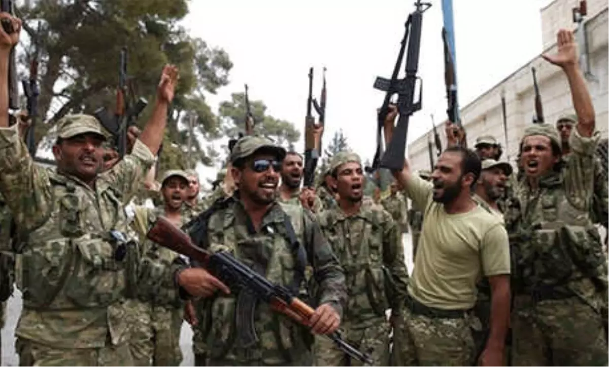 TSK'nın Eğittiği 20 bin ÖSO Askeri, Afrin Operasyonu İçin Hazır