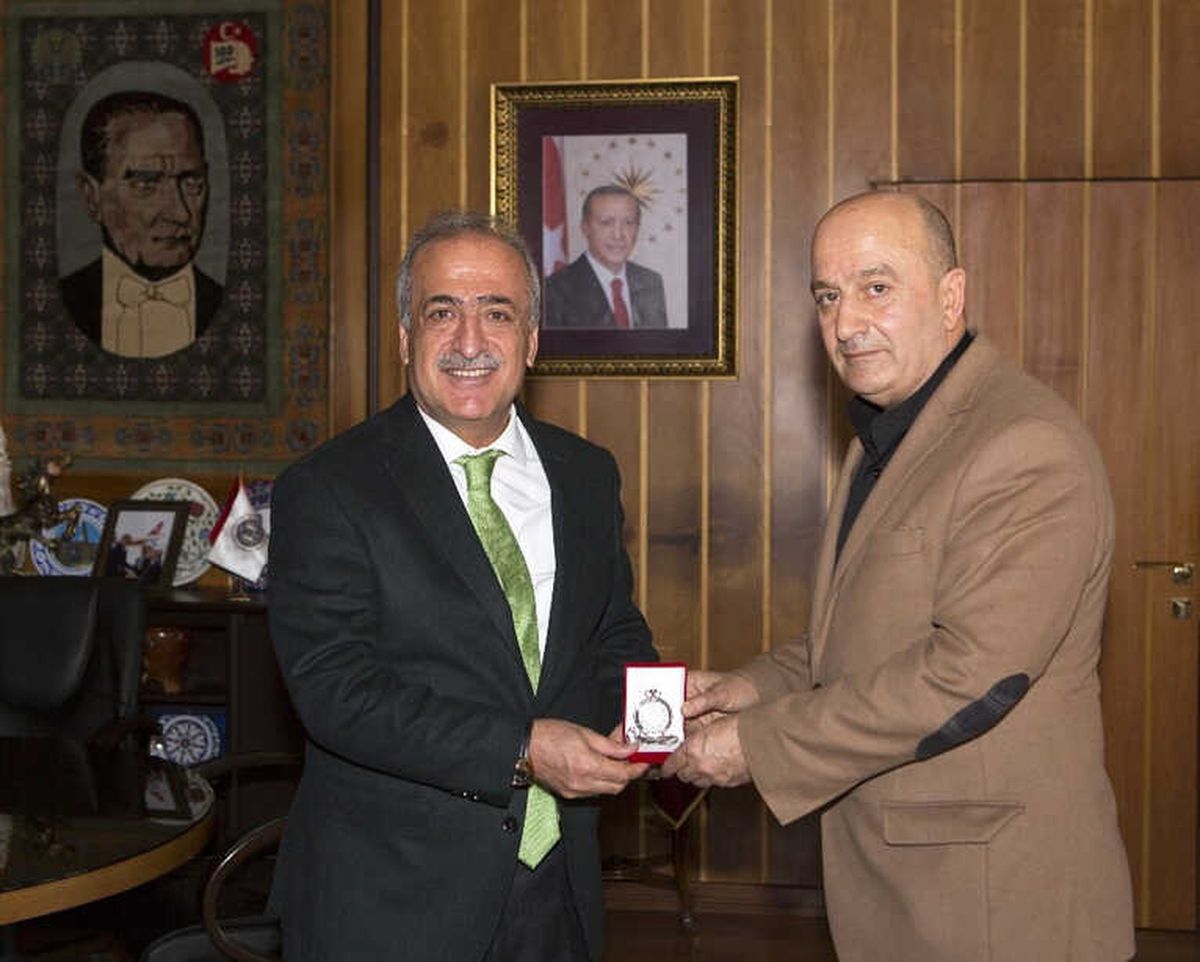 Korgeneral Zekai Aksakallı'dan Rektör Çomaklı'ya Ziyaret