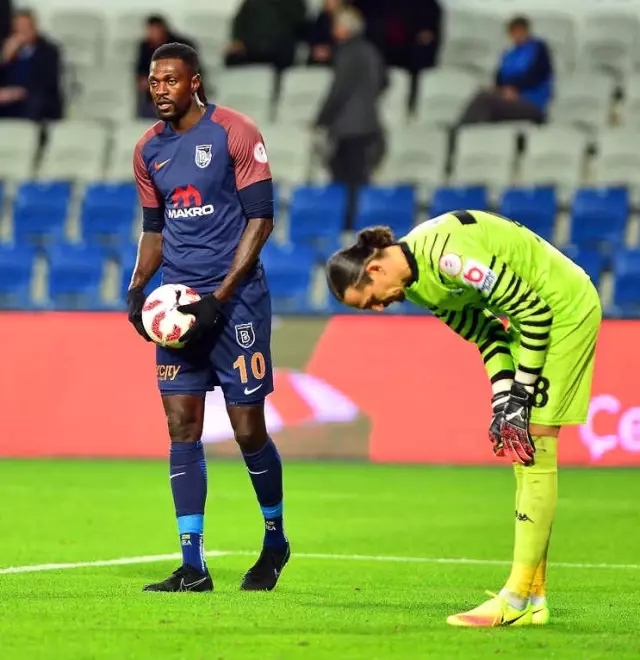 Ziraat Türkiye Kupası: Medipol Başakşehir: 1 - Akın Çorap Giresunspor: 1 (İlk Yarı)