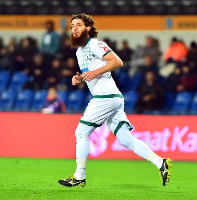 Ziraat Türkiye Kupası: Medipol Başakşehir: 1 - Akın Çorap Giresunspor: 1 (İlk Yarı)