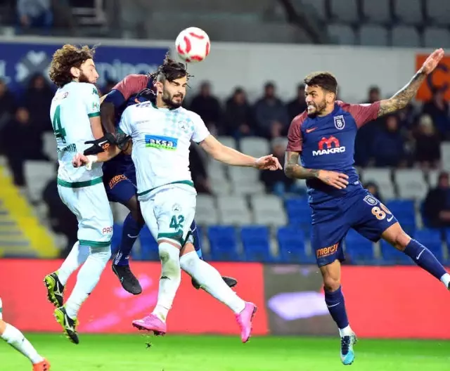 Ziraat Türkiye Kupası: Medipol Başakşehir: 2 - Akın Çorap Giresunspor: 1 (Maç Sonucu)
