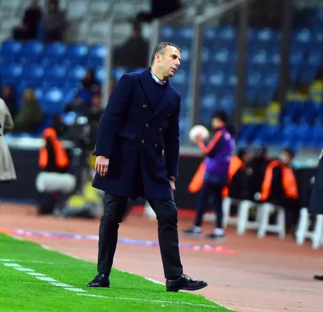 Ziraat Türkiye Kupası: Medipol Başakşehir: 2 - Akın Çorap Giresunspor: 1 (Maç Sonucu)