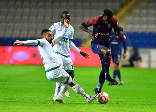 Ziraat Türkiye Kupası: Medipol Başakşehir: 2 - Akın Çorap Giresunspor: 1 (Maç Sonucu)