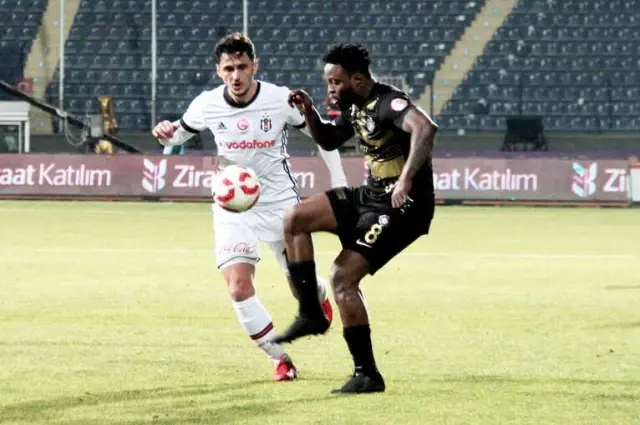 Ziraat Türkiye Kupası: Osmanlıspor: 0 - Beşiktaş: 0 (İlk Yarı)