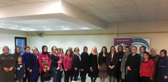 İzmit'te Kadınlara Kadın Hakları ve Sağlık Eğitimleri Verildi