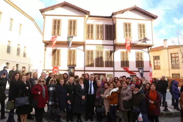 Kırklarelililer Atatürk Evi'ni Birlikte Açtı