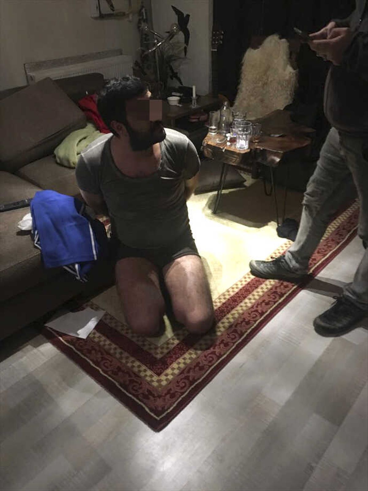 Ankara'da Operasyon! Mafya Lideri, Rezidansta İç Çamaşırıyla Yakalandı