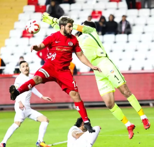 Ziraat Türkiye Kupası: Antalyaspor: 0 - Kayserispor: 2 Ziraat Türkiye Kupası: Antalyaspor: 0 - Kayserispor: 2