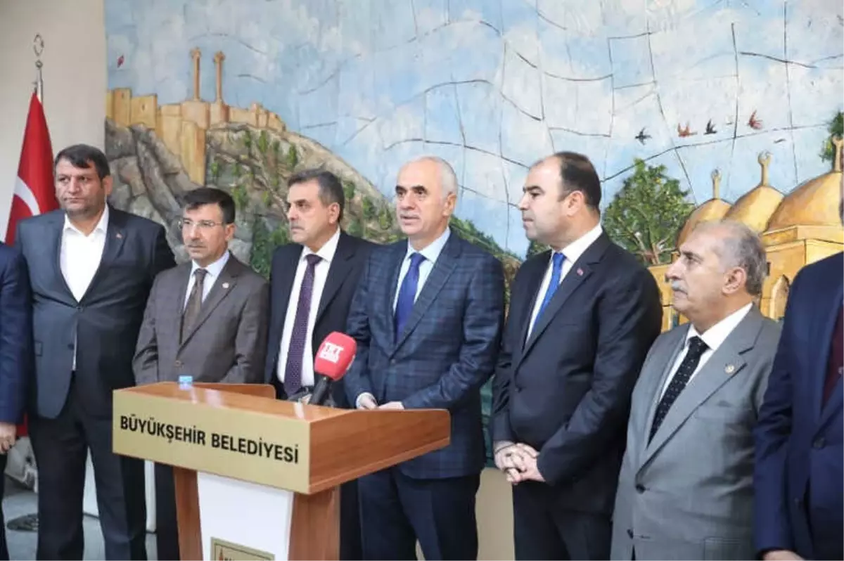 AK Parti Genel Başkan Yardımcısı Kaya'dan Çiftçi ve Ekibine Tam Not