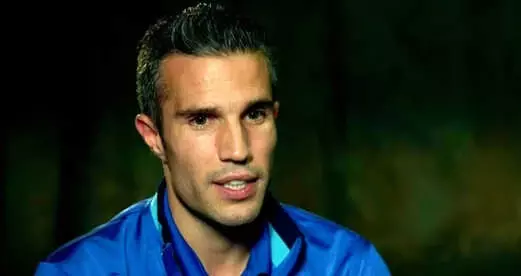 Fenerbahçe, Robin van Persie'nin Sözleşmesini Feshetti
