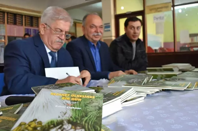 Karne Alan Öğrencilere Kitap Hediye Edildi