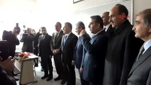 Kars Öğrenciler, Karnelerini Bakan Arslan'ın Elinden Aldı