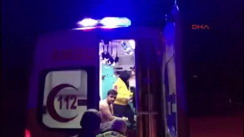 Düzce - Otomobil Dereye Uçtu, Alkollü Sürücü Yaralandı Düzce - Otomobil Dereye Uçtu, Alkollü Sürücü Yaralandı