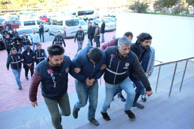 Karısıyla İlişkisi Olan Eski Ortağını Öldüren Koca, Cinayetten Önce Şarkıyla Mesaj Vermiş