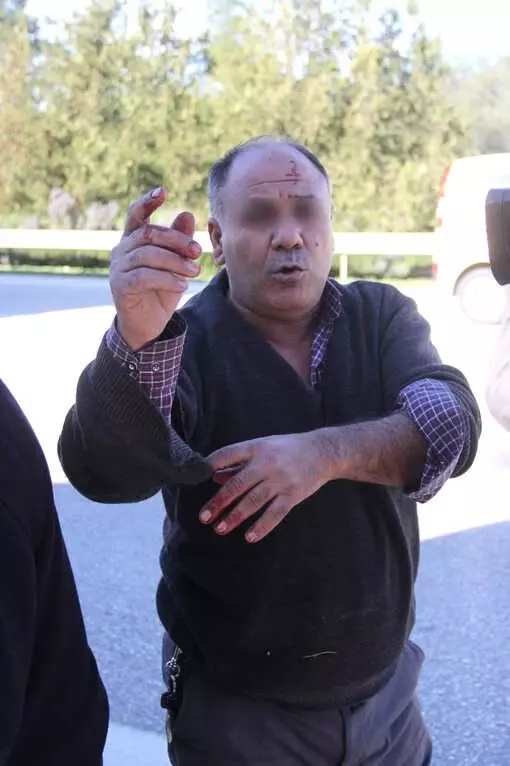 Fuhuş Vaadiyle Durdurdukları TIR Sürücüsünü Bıçakla Yaralayıp Gasp Ettiler Fuhuş Vaadiyle Durdurdukları TIR Sürücüsünü Bıçakla Yaralayıp Gasp Ettiler