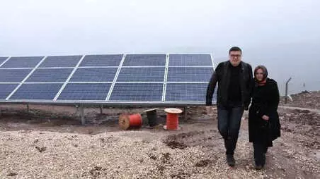 Matematik Öğretmeni, Güneş Enerjisinden Elektrik Üretmek İçin Tesis Kurdu