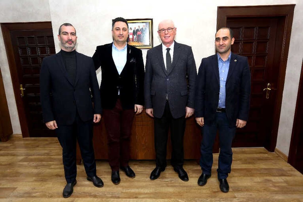 Kazım Kurt Kuzey Kafkas Derneği ile Buluştu