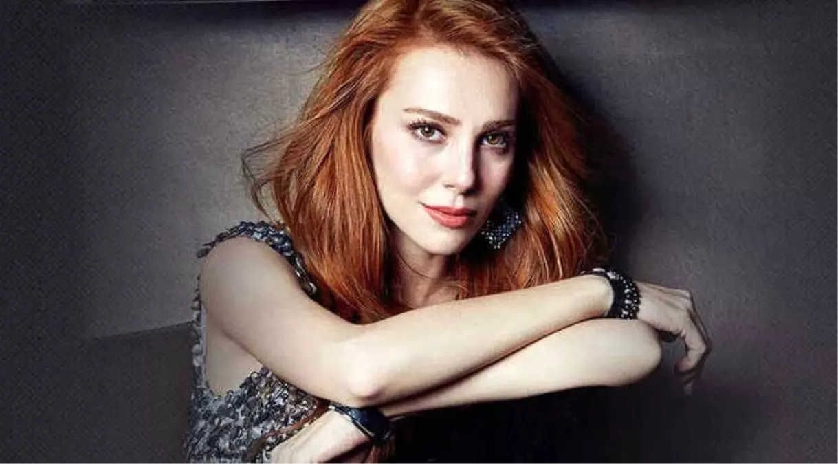 Makyajsız Yakalanan Elçin Sangu Çok Kızdı: Bu Çirkin Halimle Çektiler