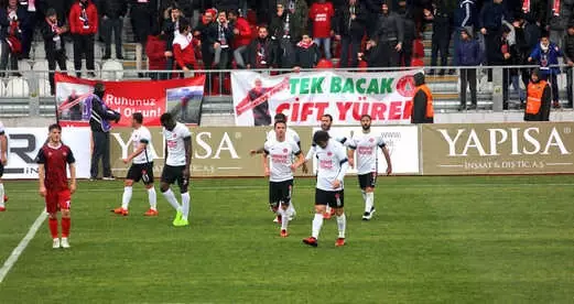 Ümraniyespor, Zor Günler Geçiren Gaziantepspor'u 7-0 Mağlup Etti