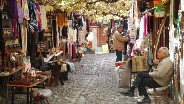 Kira Ödeyen Esnaftan Alınan Stopaj Aşağı Çekilecek