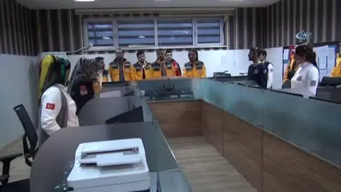 Telefonlarını Test Etmek İçin 112'yi Arıyorlar; Asılsız İhbarlar Savcılığa İletiliyor Telefonlarını Test Etmek İçin 112'yi Arıyorlar; Asılsız İhbarlar Savcılığa İletiliyor