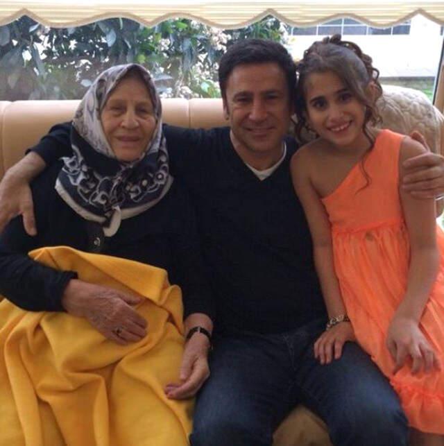 Türkücü İzzet Yıldızhan, Dokuzuncu Kez Baba Oldu