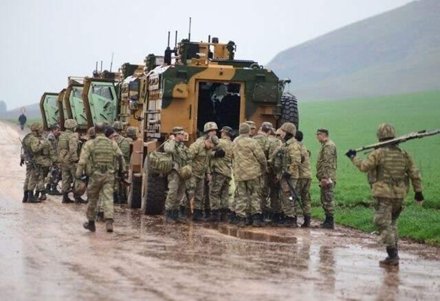 Afrin'e Giden Komandolardan Gazetecilere: Düğüne Gidiyoruz Biz