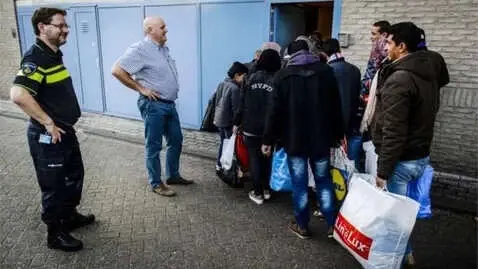 Hollanda'dan Ülkelerine Dönmek İsteyen Suriyelilerin Sayısı Artıyor
