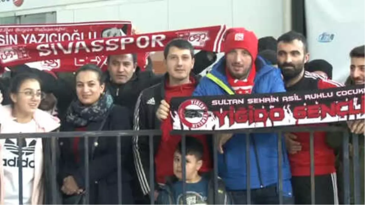 Robinho'ya Sivas'ta Coşkulu Karşılama