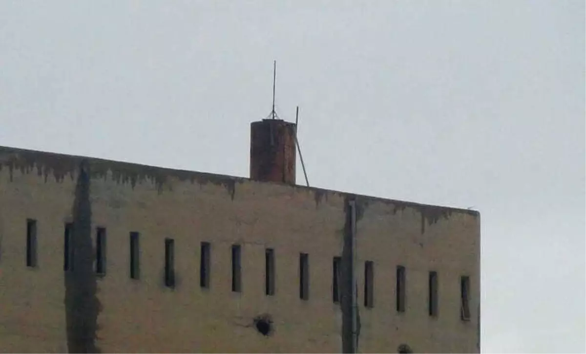 Suriye Sınırındaki Pyd Flaması İndirildi