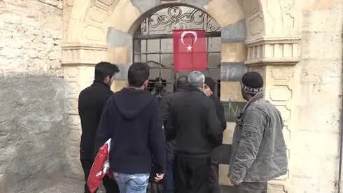 Pyd/pkk'nın Roketli Saldırısı - Çalık Camisi'nin Kubbesi Brandayla Kapatıldı Pyd/pkk'nın Roketli Saldırısı - Çalık Camisi'nin Kubbesi Brandayla Kapatıldı