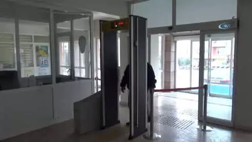 Zeytin Dalı Harekatı'na Destek Olmak İçin 3 Aylık Muhtar Maaşını Askerlere Bağışladı Zeytin Dalı Harekatı'na Destek Olmak İçin 3 Aylık Muhtar Maaşını Askerlere Bağışladı