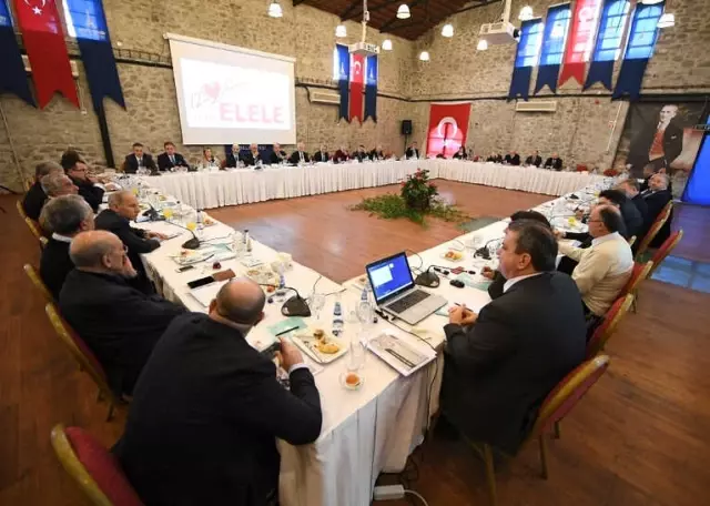 İzmir'den Zeytin Dalı Harekatına Destek