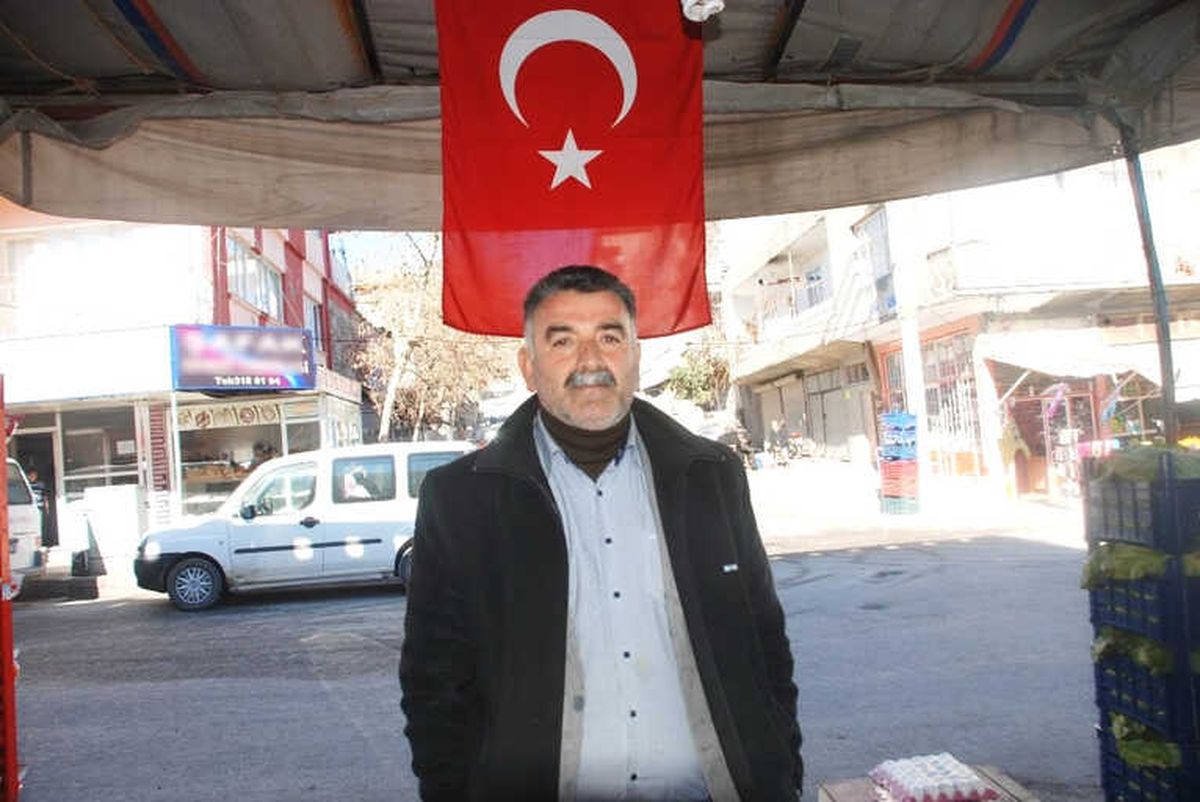 Muhtar Olursa Bütün Maaşını Mahalleye Bağışlayacak