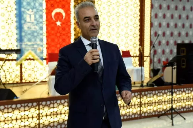 Ahmet Ataç, Moral Gecesine Katıldı Ahmet Ataç, Moral Gecesine Katıldı
