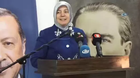 AK Parti Bursa'da İl Teşkilatından Birlik ve Beraberlik Yemeği AK Parti Bursa'da İl Teşkilatından Birlik ve Beraberlik Yemeği