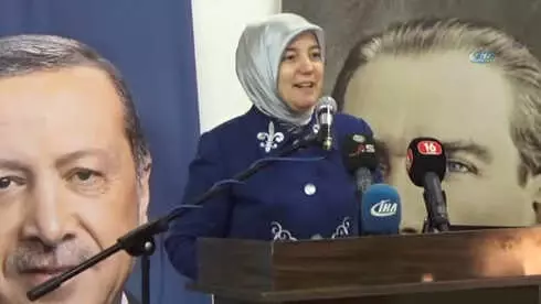 AK Parti Bursa'da İl Teşkilatından Birlik ve Beraberlik Yemeği AK Parti Bursa'da İl Teşkilatından Birlik ve Beraberlik Yemeği