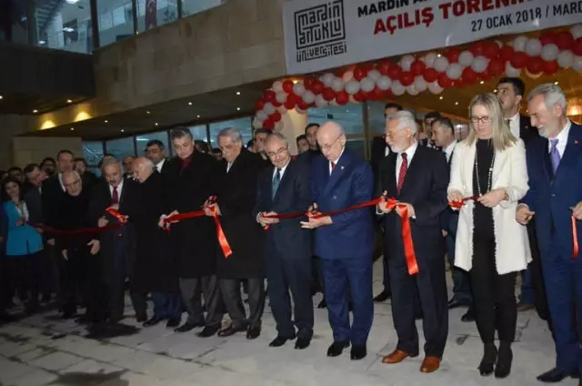 Meclis Başkanı Kahraman, Güneydoğu'nun En Büyük Kütüphanesi Açtı Meclis Başkanı Kahraman, Güneydoğu'nun En Büyük Kütüphanesi Açtı
