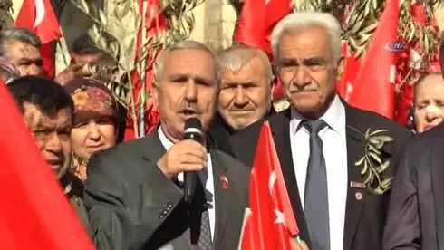 Afrin'deki Operasyona Şehit Ailelerinden Zeytin Dalı ile Destek Afrin'deki Operasyona Şehit Ailelerinden Zeytin Dalı ile Destek