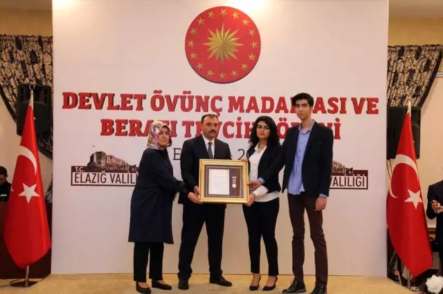 Devlet Övünç Madalyası ve Beratı Töreni Devlet Övünç Madalyası ve Beratı Töreni