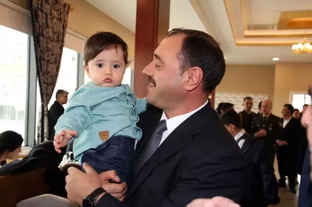 Elazığ'da Şehit Aileleri ve Gazilere Devlet Ödünç Madalyası Verildi Elazığ'da Şehit Aileleri ve Gazilere Devlet Ödünç Madalyası Verildi