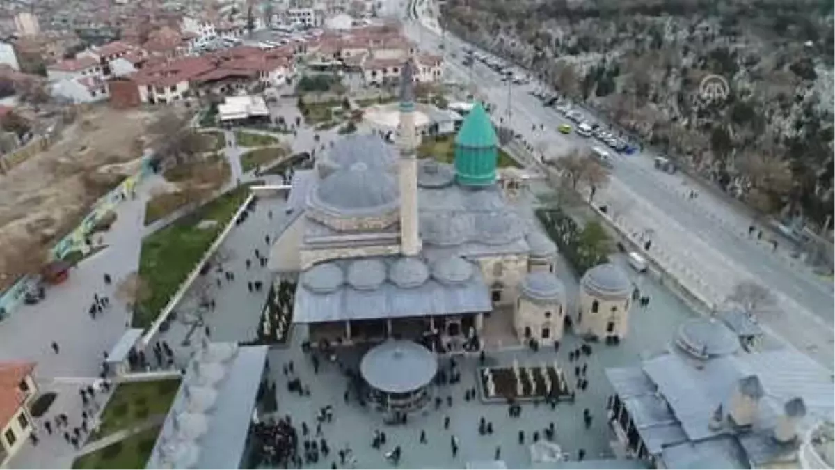 Osmanlı Sancakları Usta Ellerde Yeniden Hayat Buldu