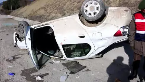 Trafik Kazası: 1 Yaralı Trafik Kazası: 1 Yaralı