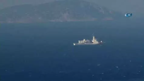 Türk Askerinin Kardak'taki Bekleyişi Sürüyor